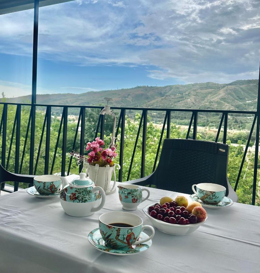 Nid Hotel Tbiliszi Kültér fotó