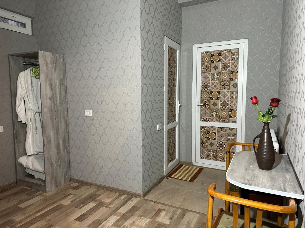 Nid Hotel Tbiliszi Kültér fotó