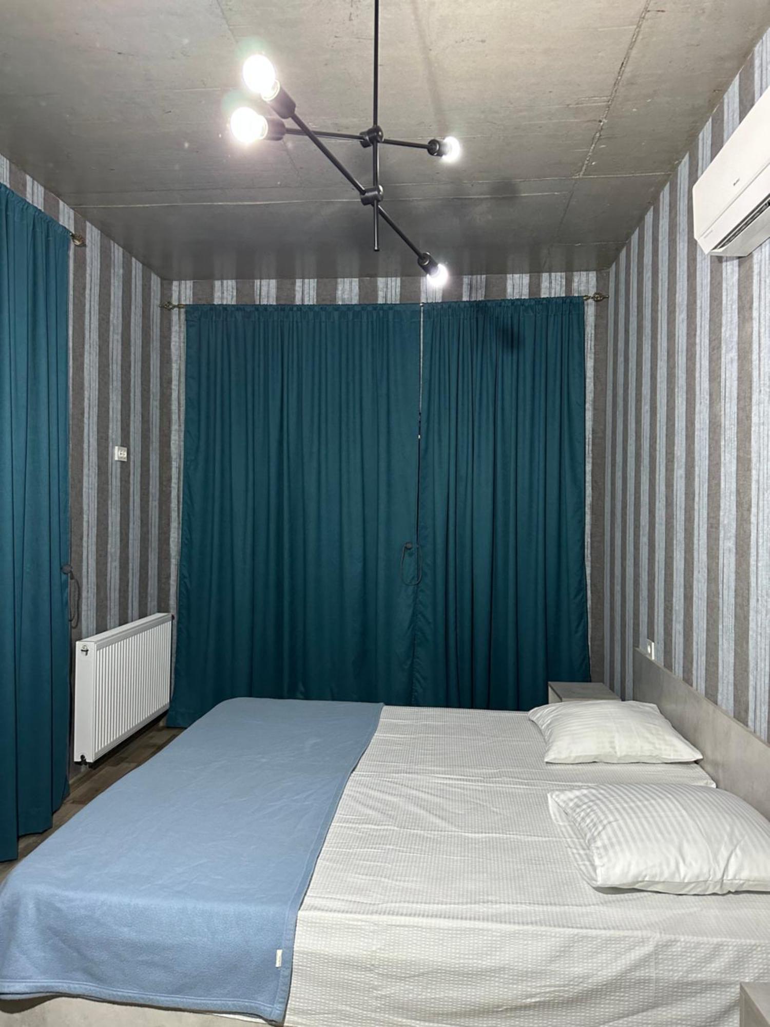 Nid Hotel Tbiliszi Kültér fotó