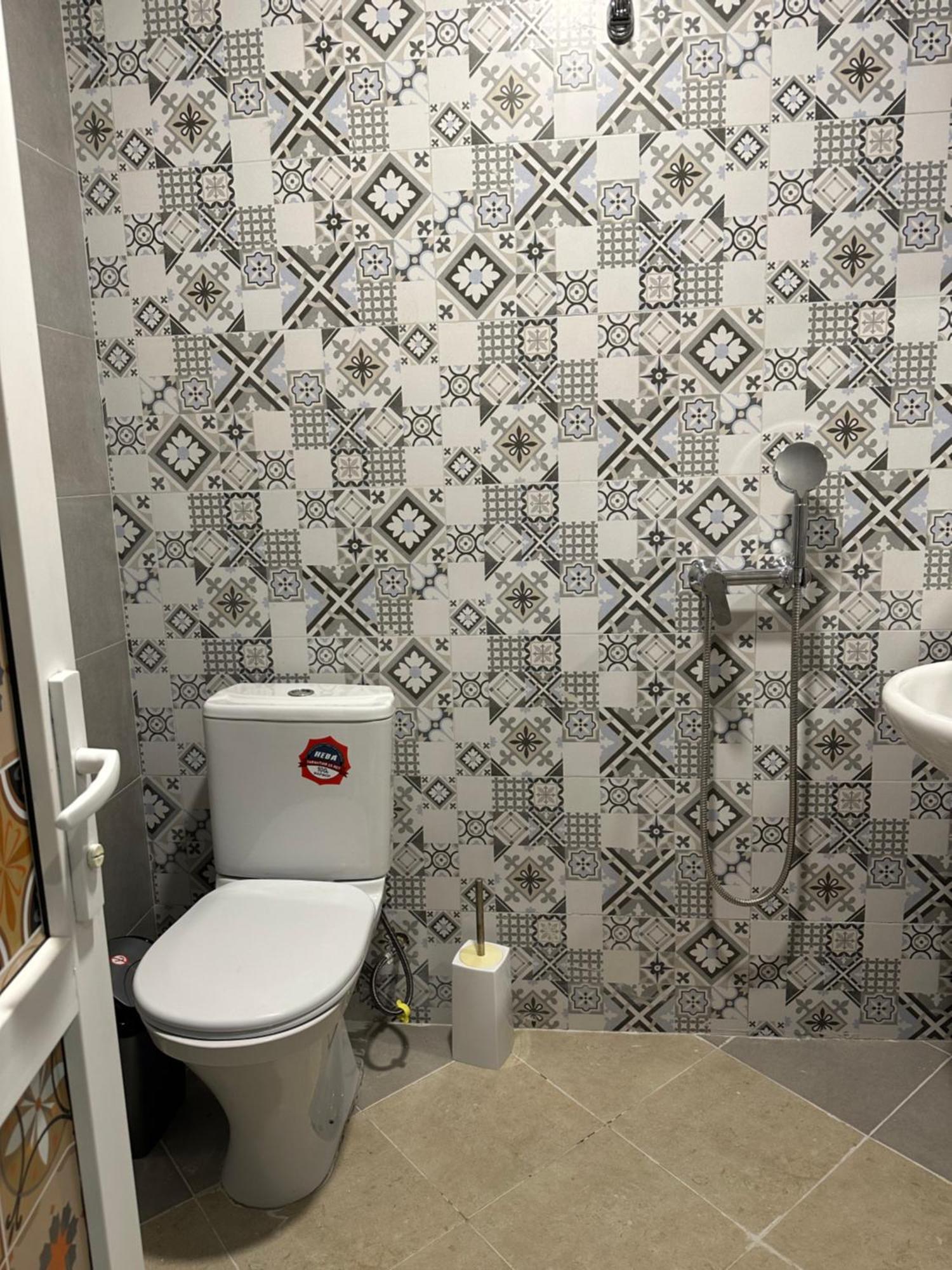 Nid Hotel Tbiliszi Kültér fotó